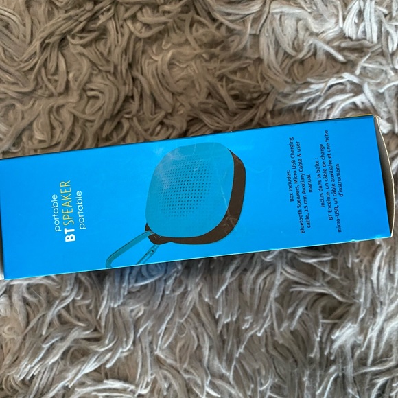 Portable Bluetooth Speaker - Picture 5 of 5